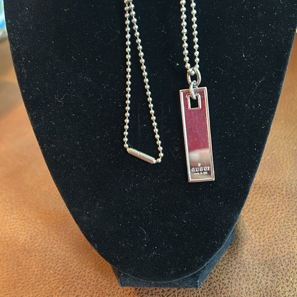 Gucci Vintage Silver Plated pendant on 23.5 inch Chain - Picture 6 of 6